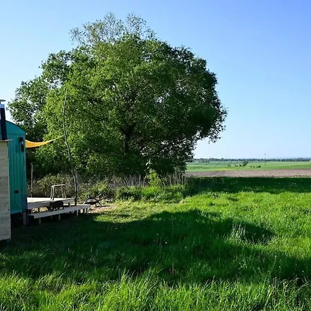 Bienenwagen Weitblick, Kamin, Sauna Ganzjaehrig Nutzbar * Dargun