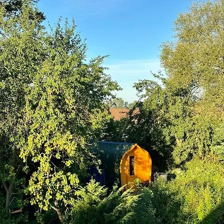 Apartment Bienenwagen Weitblick, Kamin, Sauna Ganzjaehrig Nutzbar Dargun